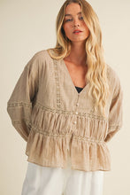 Load image into Gallery viewer, Nia Blouse
