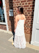 Load image into Gallery viewer, Sunday Midi Dress
