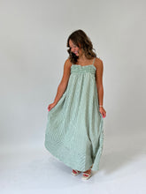 Load image into Gallery viewer, Merritt Maxi Dress
