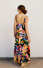 Load image into Gallery viewer, Irine Maxi Dress
