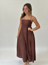 Load image into Gallery viewer, Saylor Midi Dress- Mocha

