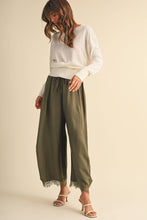 Load image into Gallery viewer, Holland Barrel Lace Pants - Olive
