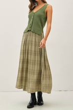 Load image into Gallery viewer, Spruce Maxi Skirt
