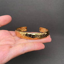 Load image into Gallery viewer, Flower Texture 18K Gold Plated Stainless Steel Cuff
