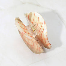 Load image into Gallery viewer, Shell Hair Claw Clip
