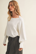 Load image into Gallery viewer, Jaslyn Pullover - Cream
