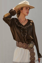 Load image into Gallery viewer, Waylon Embroidered Blouse
