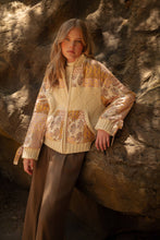 Load image into Gallery viewer, Morain Patch Jacket
