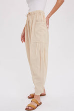 Load image into Gallery viewer, Hudson Pants - Beige

