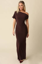Load image into Gallery viewer, Lenny Maxi Dress
